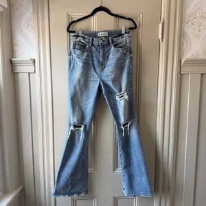 Daze Women's Go Getter High Rise Flare in Obsessed | size 29